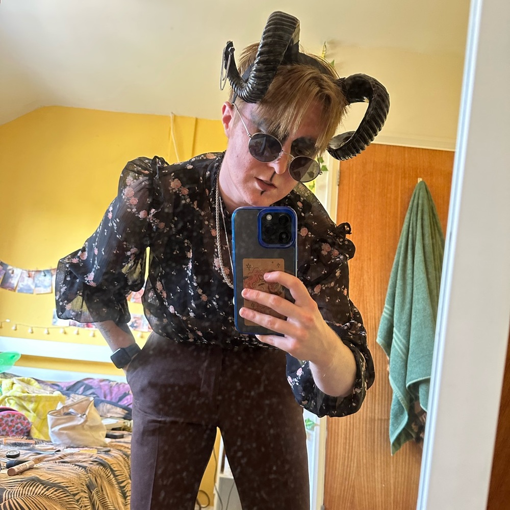 Meet your Posher, Dean